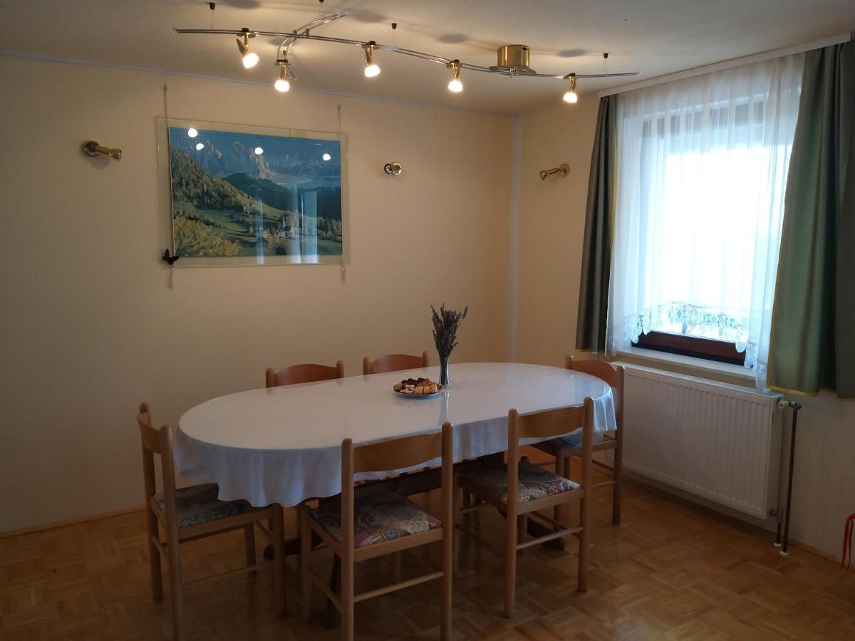 Villa Getaway "At The Three Lights" Sevnica Esterno foto