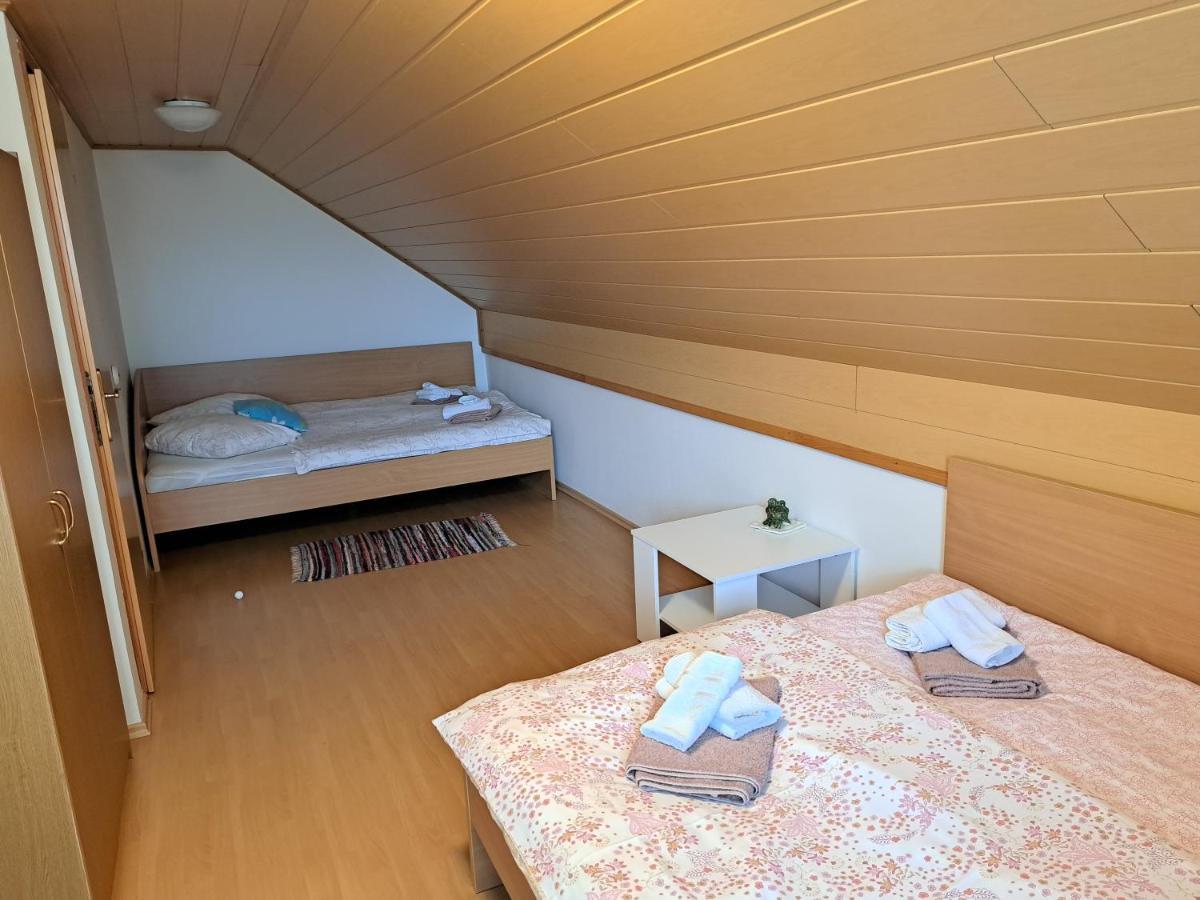 Villa Getaway "At The Three Lights" Sevnica Esterno foto