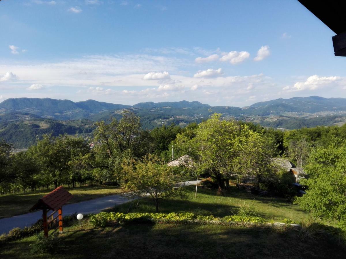 Villa Getaway "At The Three Lights" Sevnica Esterno foto