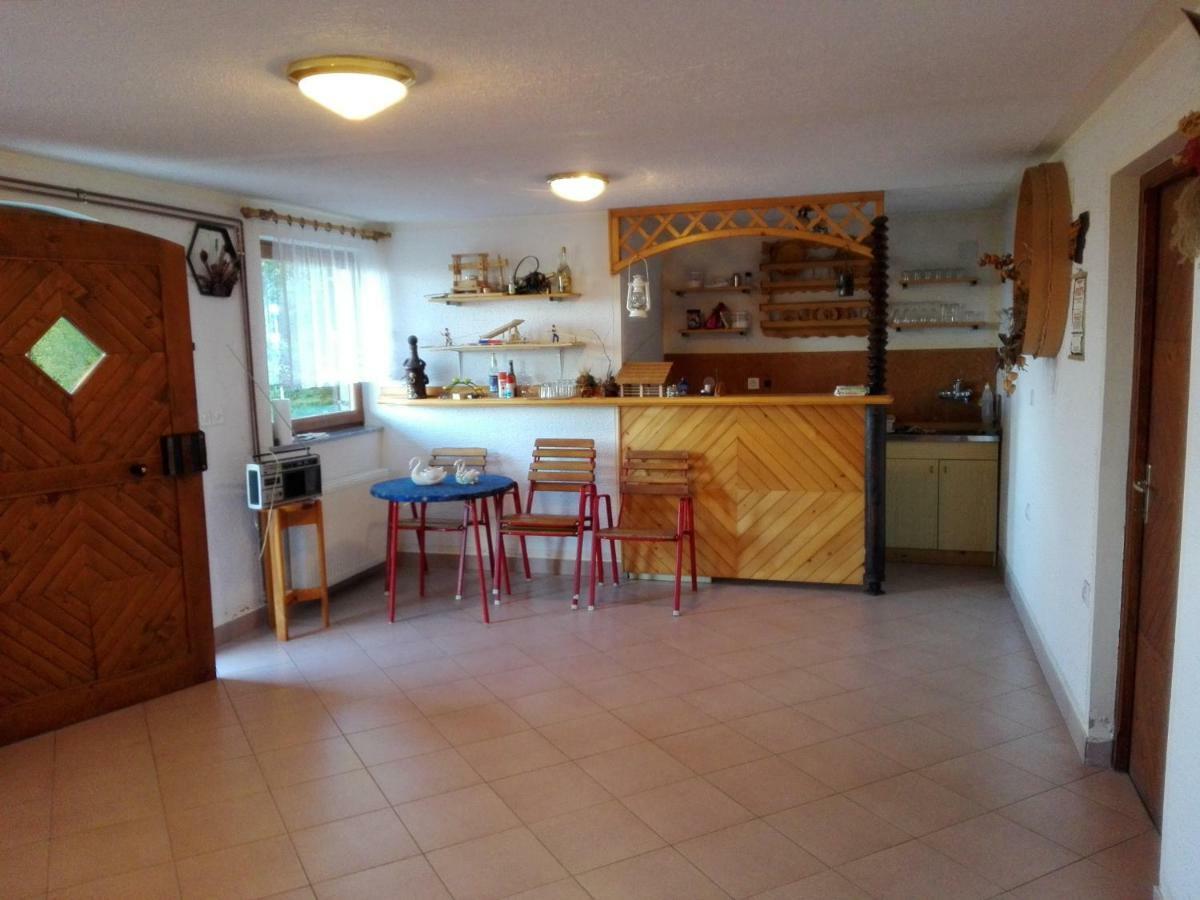 Villa Getaway "At The Three Lights" Sevnica Esterno foto